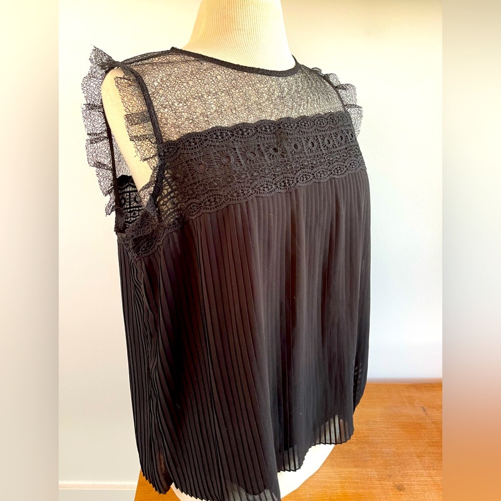 Nanette Lenore Sleeveless Blouse